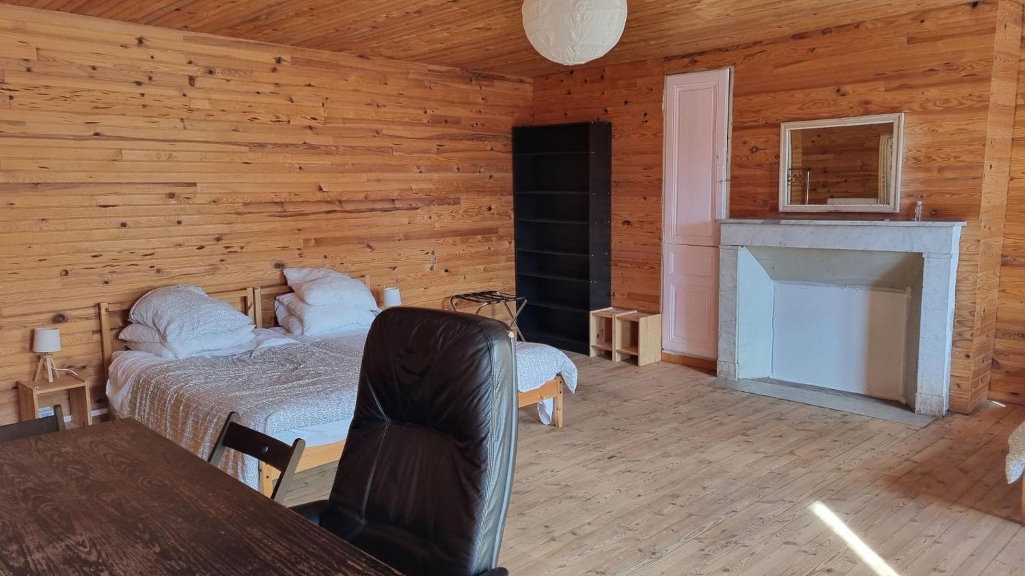 Bed and Breakfast Relais Des Castors Murat  Esterno foto