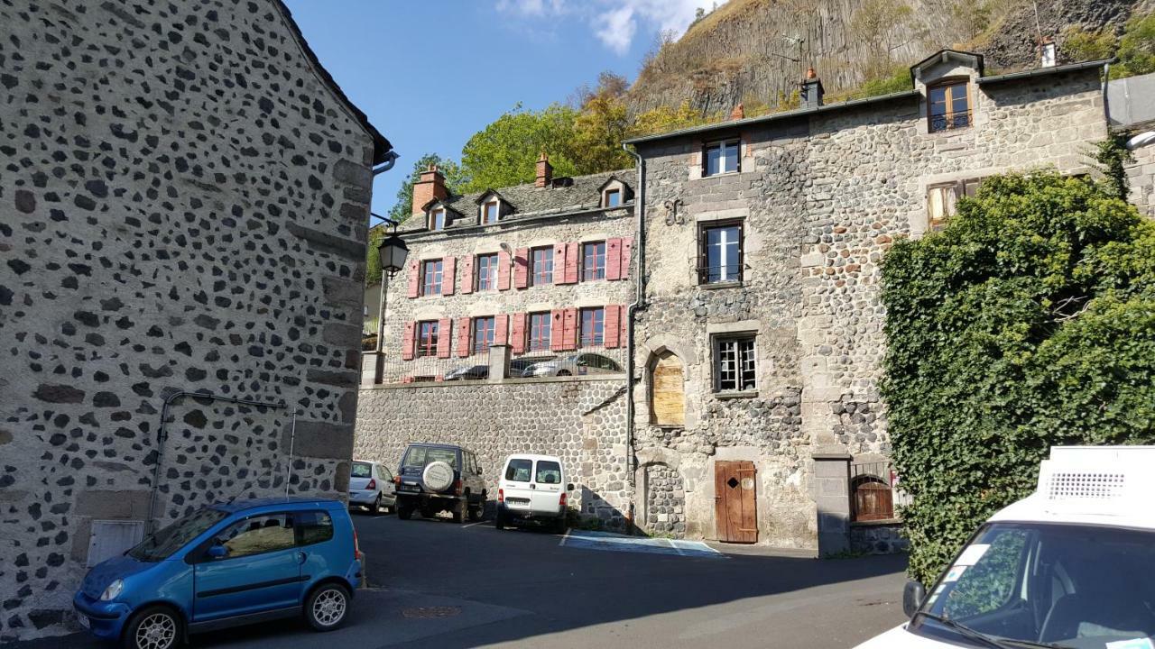 Bed and Breakfast Relais Des Castors Murat  Esterno foto